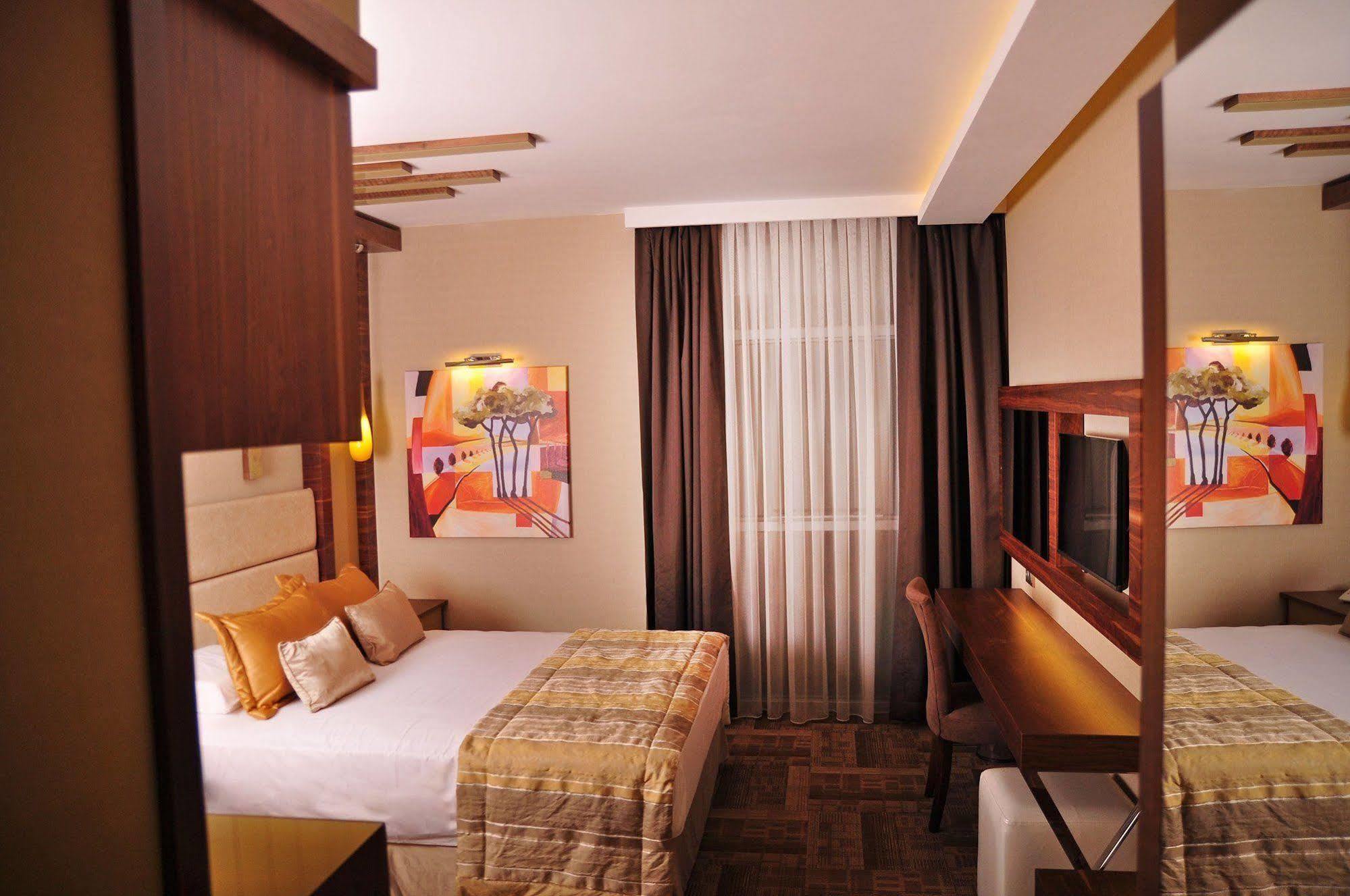 Avin Hotel Измир Экстерьер фото